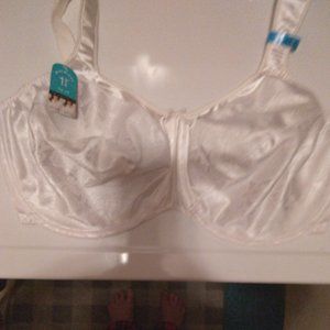 NWT Bali Style 3562 White Minimizer Bra Size 42DDD
